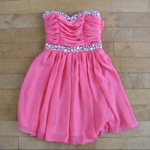 Short Formal Pink Dress (Windsor)